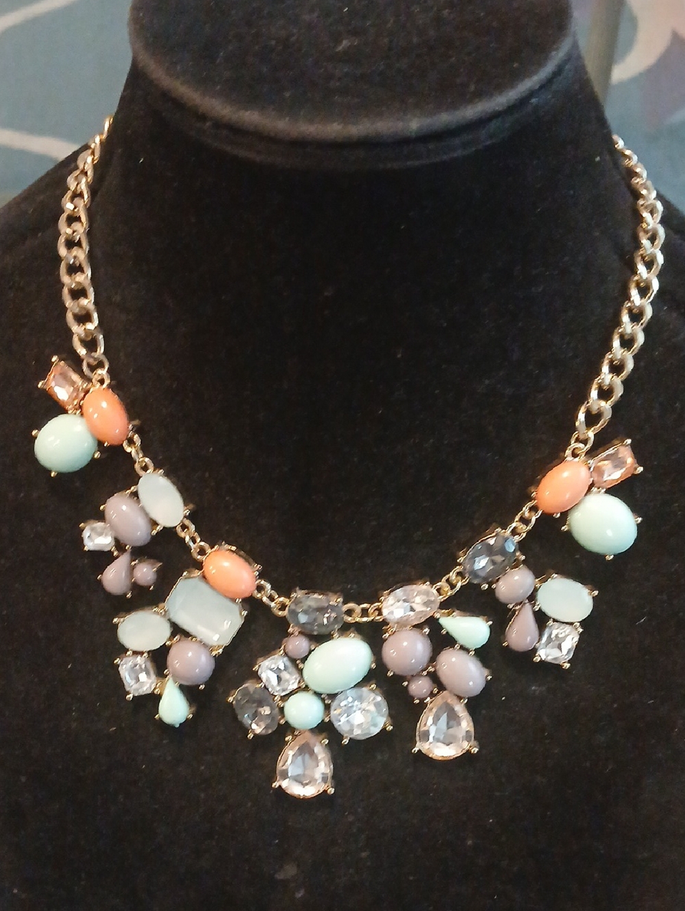 Statement Gold-Tone Necklace Mint & Coral